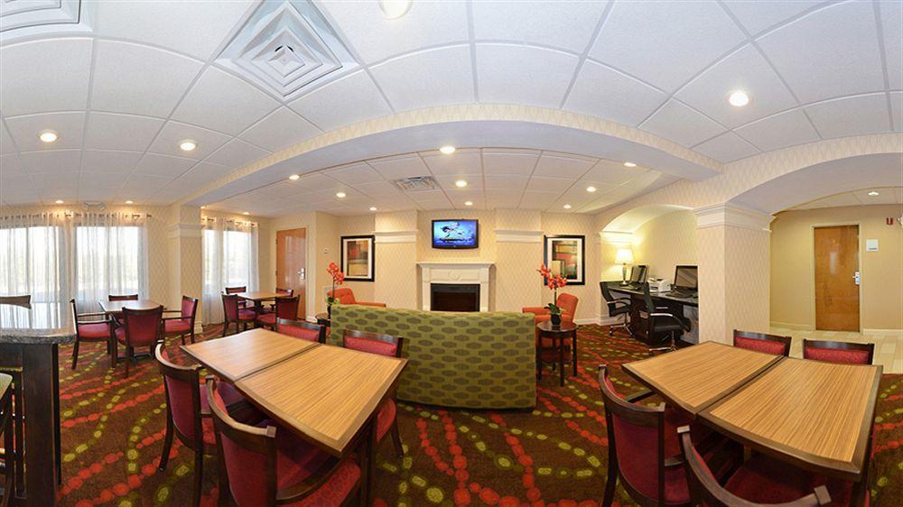 Holiday Inn Express Atlanta-Stone Mountain By Ihg Exterior photo