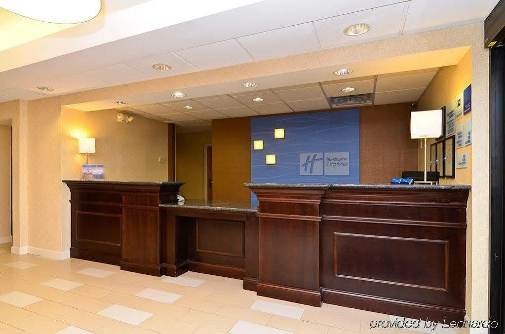 Holiday Inn Express Atlanta-Stone Mountain By Ihg Exterior photo